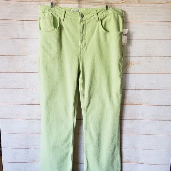Pilcro The Yaya Mid-Rise Cropped Flare Jeans in Soft Aloe Green Women's Size 32